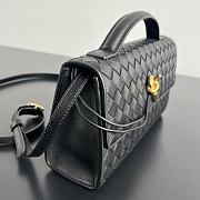 Bottega Veneta Andiamo Clutch 25 Black 24x13.5x7cm - 4