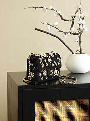Chanel Mini flap bag in black velvet 20x10x7cm - 2
