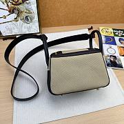 Hermes Mini Lindy handbag canvas 19x12.5x9cm - 3