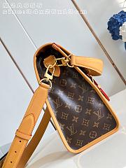 Louis Vuitton Jet Lag Bag MM 34.5x26x13cm - 4