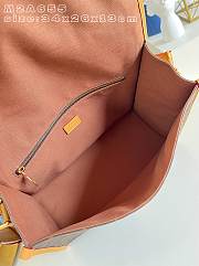 Louis Vuitton Jet Lag Bag MM 34.5x26x13cm - 3