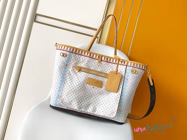 Louis Vuitton Neverfull Inside Out GM Monogram 55x32x19cm - 1