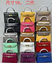 LIMITED QUANTITY SALE Hermes Box, Crocodile - 5