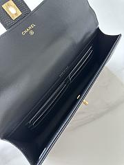 Chanel Top Handle Long Clutch Calfskin Lizard Black 25x9.5x5cm - 2