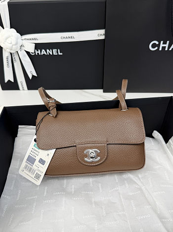 Chanel 26B Maxi mini Brown silver 20x13x6cm