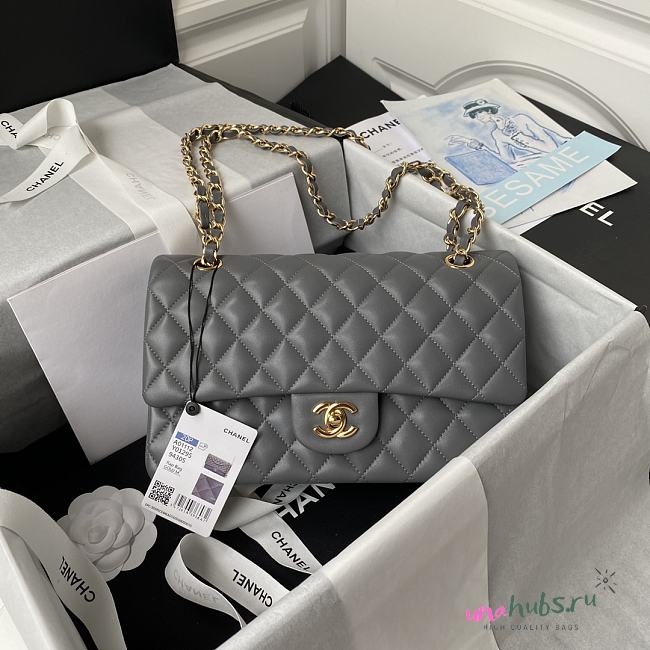 Chanel Flap Bag Grey Lambskin Gold 25cm - 1