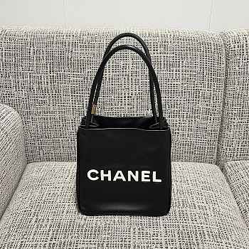 Chanel Lambskin Camellia Tote Bag 24x25x12cm