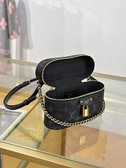 Louis Vuitton Vanity Chain Pouch Boldly Black 19x11.5x6.5cm - 3