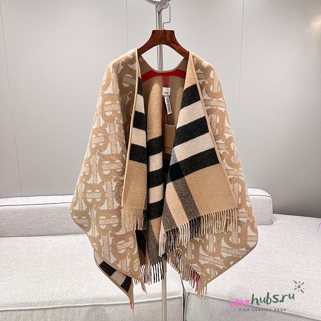 Burberry Monogram Wool Cashmere Jacquard Cape beige 140x140cm - 1