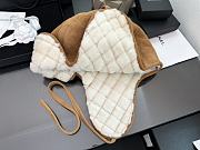 Chanel Suede and Shearling beige Trapper Hat - 3