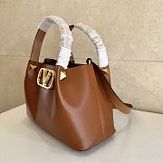Valentino Garavani vlogo signature handbag brown - 25x18x12cm - 2