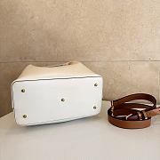 Valentino Garavani vlogo signature handbag white - 25x18x12cm - 5
