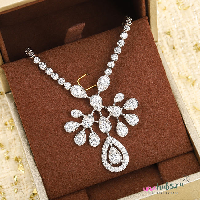 Chaumet Joséphine White gold diamonds Necklace - 1