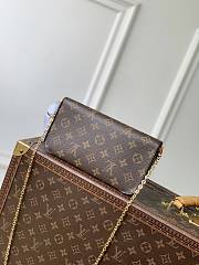 Louis Vuitton Wallet On Chain Trotter 21.5x12.5x3cm - 5