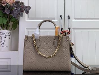 Louis Vuitton OnTheGo Soft PM Tourterelle 24.5x19x11cm