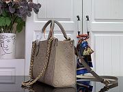 Louis Vuitton OnTheGo Soft PM Tourterelle 24.5x19x11cm - 2